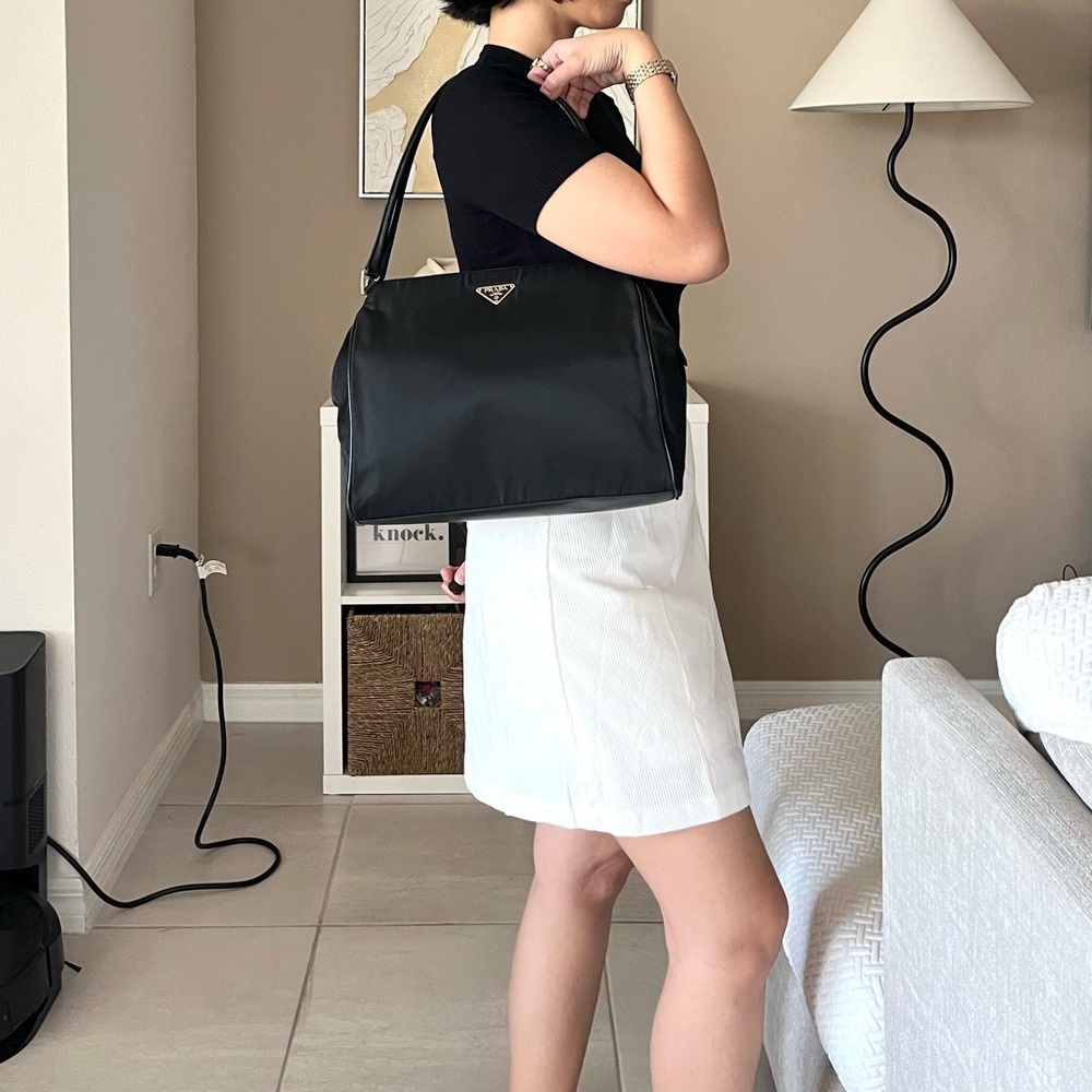 🍓PRADA Nylon Tessuto Tote